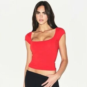 SKIMS Cotton Jersey Scoop Neck T-Shirt